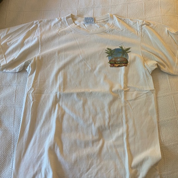 Jimmy Buffett “Cheeseburger in Paradise” T-shirt - Picture 4 of 4